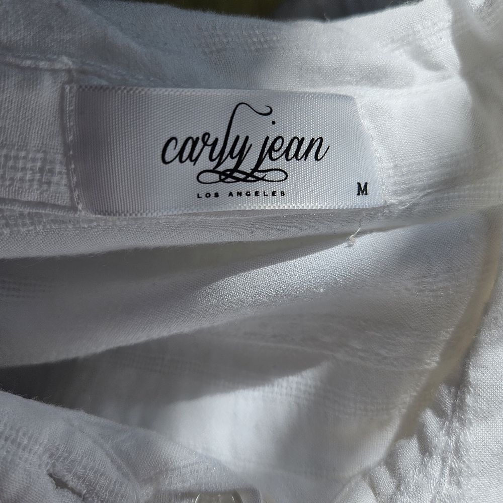 Carly Jean Los Angeles White Short Sleeve Button Down Shirt with Collar Medium - Picture 8 of 9